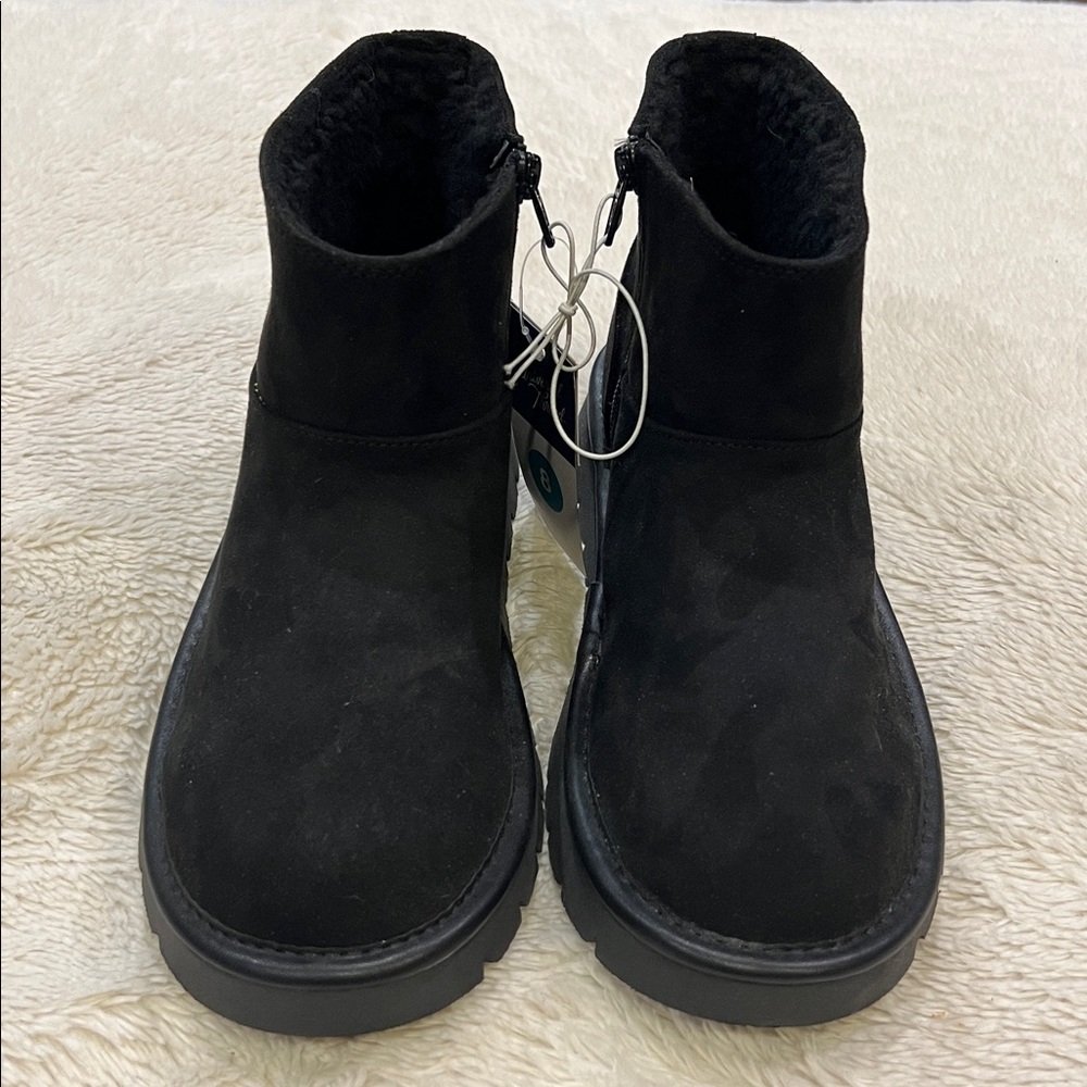 Universal Thread May Boots Memory Foam Insole Sherpa lining size 8 black